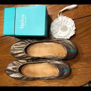 Tieks Love Struck